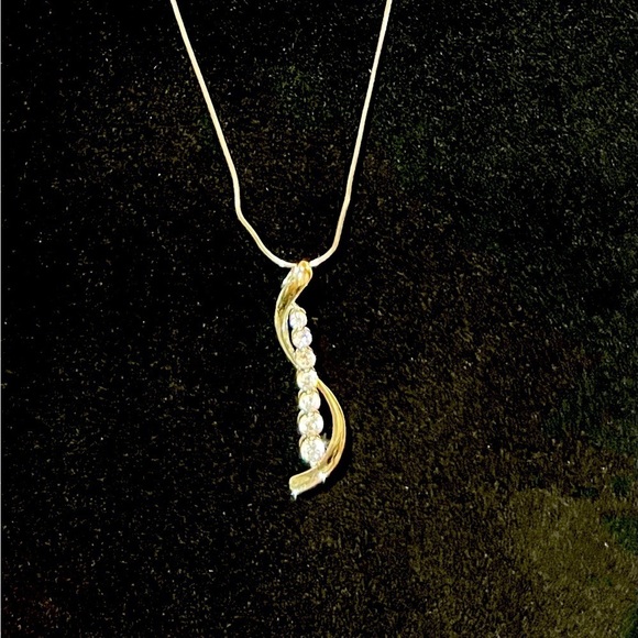 Beautiful necklace made in Italy. Mark is S925. - Picture 2 of 3